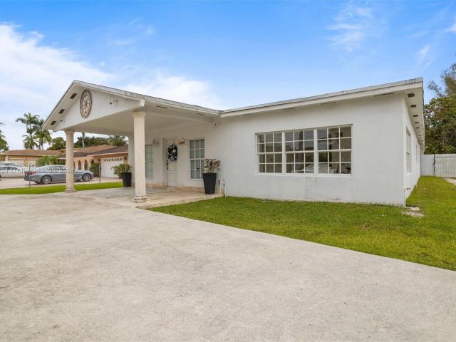 Home for sale at 10845 NW 19th Ave - photo 5234189