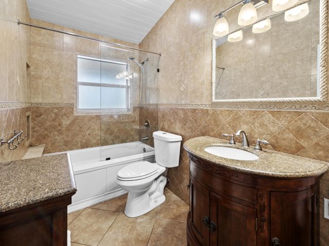 Home for sale at 1103 SE 14th Drive - photo 5236524