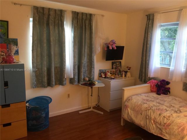 Home for rent at 10000 Kendale Blvd na - photo 5484988