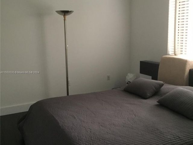 Home for rent at 5708 NW 113th Ave 5708 - photo 5243184