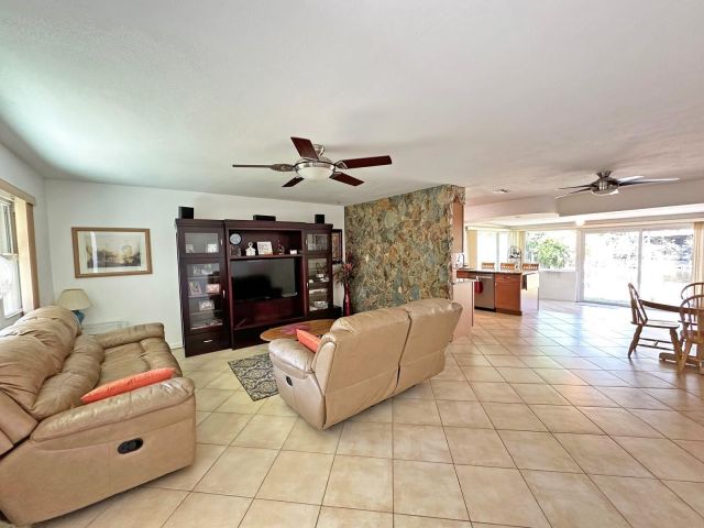Home for sale at 8952 SW 52nd Street - photo 5243911