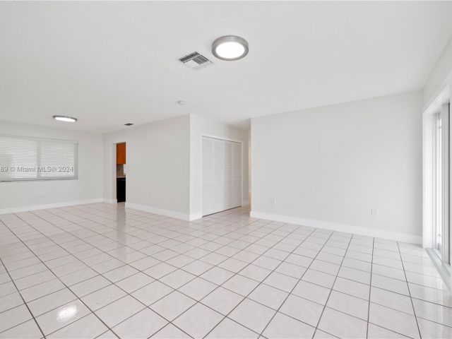 Home for rent at 10872 SW 33rd St - photo 5244830