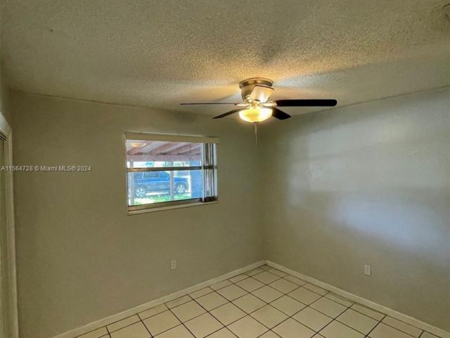 Home for rent at 811 N 64th Ter - photo 5244700