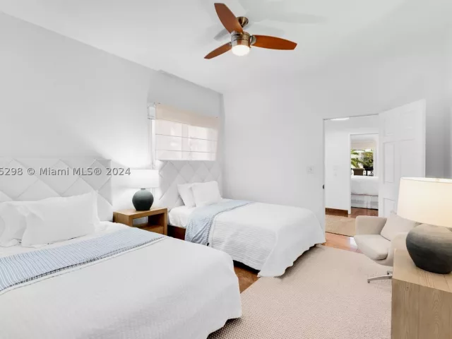 3-bedroom condo for sale in Miami Beach - 2221 Fisher Island Dr 3201 - MondialRealty