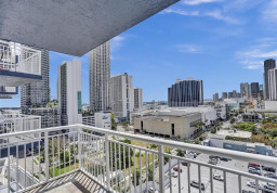 Apartment #1605 at 1800 Biscayne Plaza