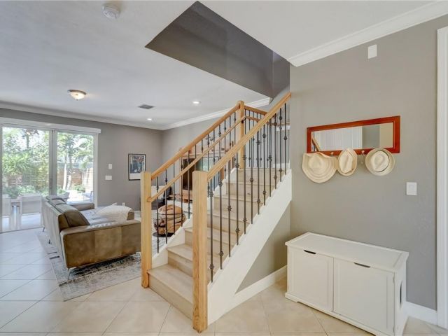 Home for sale at 1109 NE 16th Ave - photo 5262457