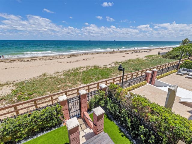 Home for sale at 2150 N Ocean Blvd IV - photo 5262584