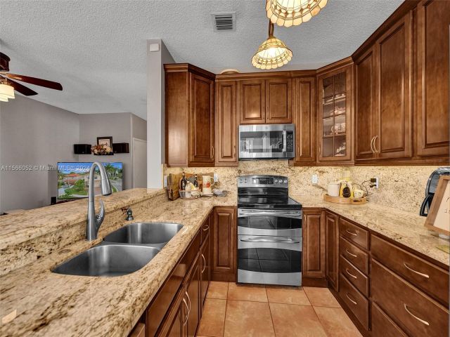Home for sale at 15792 NW 15th Ct - photo 5251760