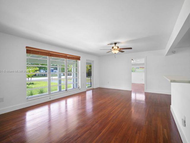 Home for sale at 13721 N Miami Ave - photo 5468799