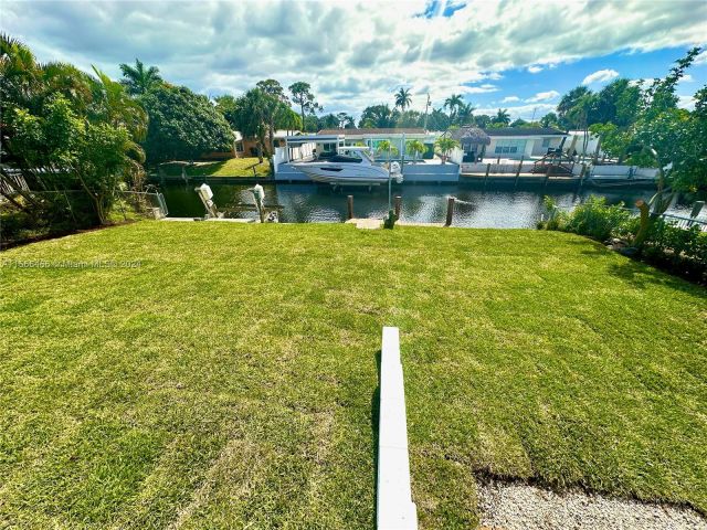 Home for sale at 2426 Key Largo Ln - photo 5256859