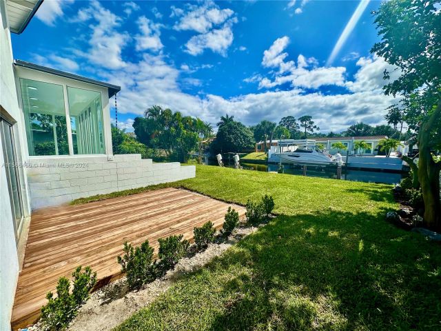 Home for sale at 2426 Key Largo Ln - photo 5256869