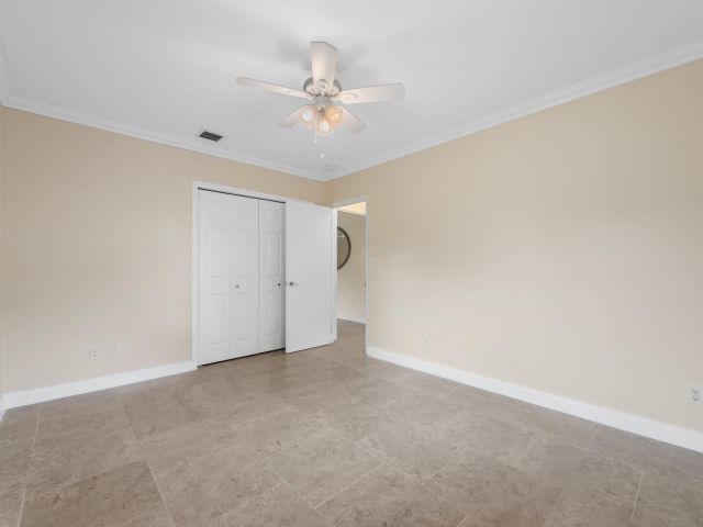 Home for rent at 847 SW 18th Ct - photo 5262492