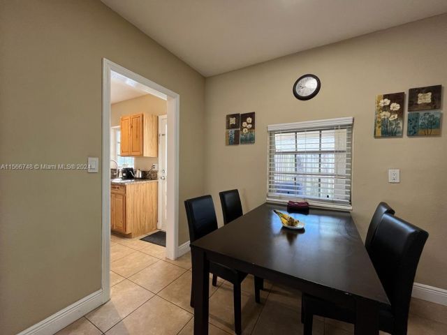 Home for rent at 1414 NE 178th St - photo 5327877