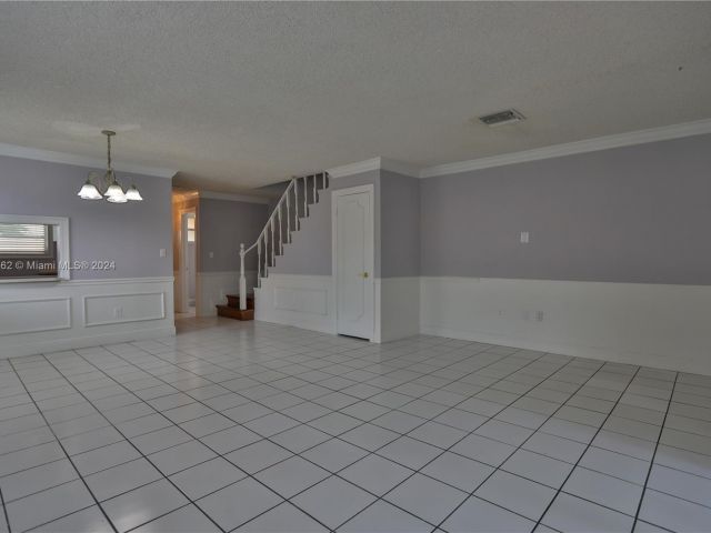 Home for rent at 8387 SW 137th Ave 8387 - photo 5253595