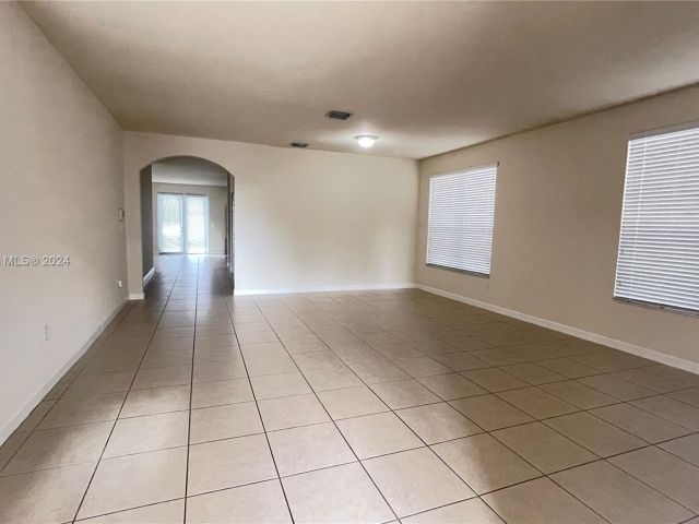 Home for rent at 9170 SW 171st Ct 0 - photo 5254748