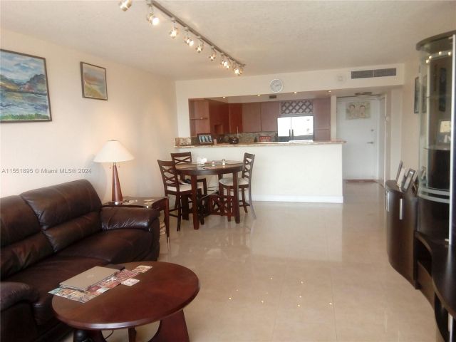 Apartment for sale  Unit #1522 - photo 5469343