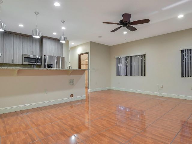 Home for rent at 1463 SW 40th Ter - photo 5262194