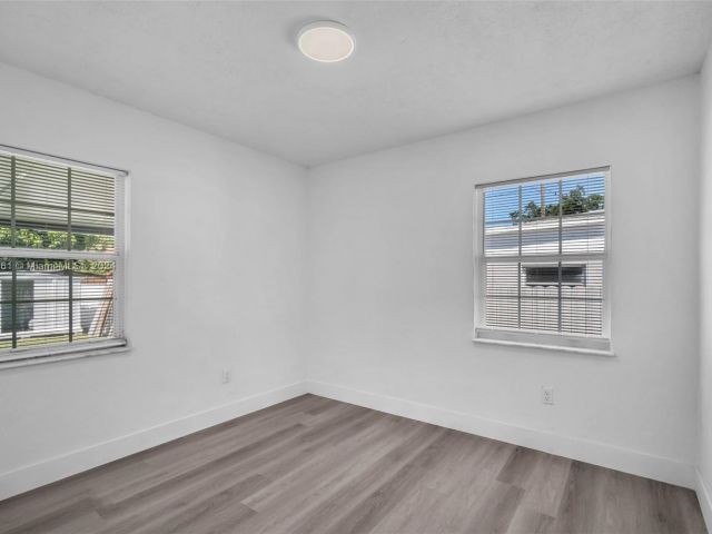 Home for rent at 3335 NW 19 St - photo 5257301
