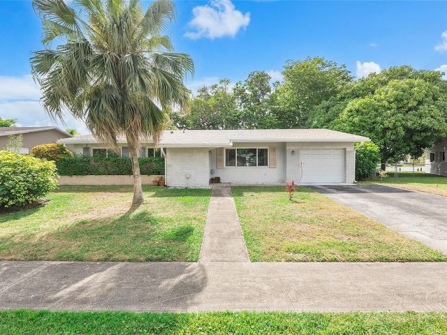 Home for sale at 1760 NW 107th Ave - photo 5261124