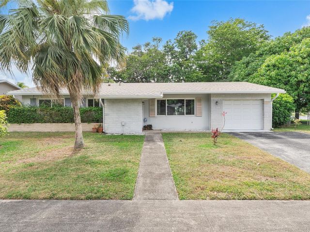 Home for sale at 1760 NW 107th Ave - photo 5261125