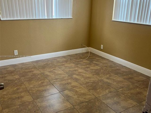 Home for rent at 1270 NW 72nd St 1270 - photo 5266162