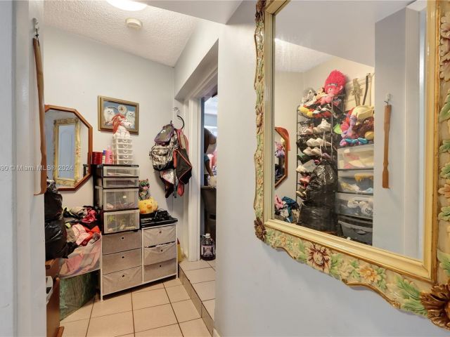Home for sale at 2220 SW 12th St - photo 5314297