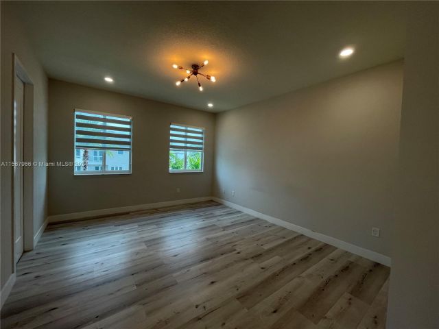Home for rent at 10351 NW 66th St - photo 5259722