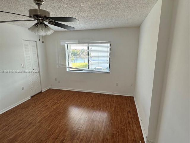 Home for rent at 1321 SW 124th Ct 18-C - photo 5274625