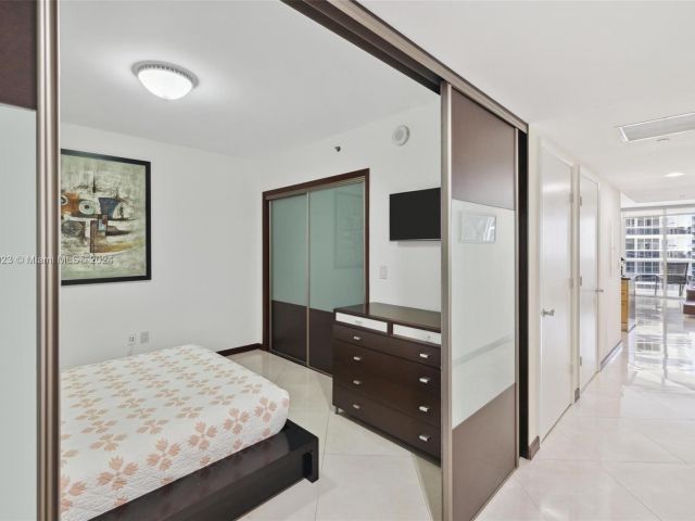 Apartment for rent  Unit #3909 - photo 5268792