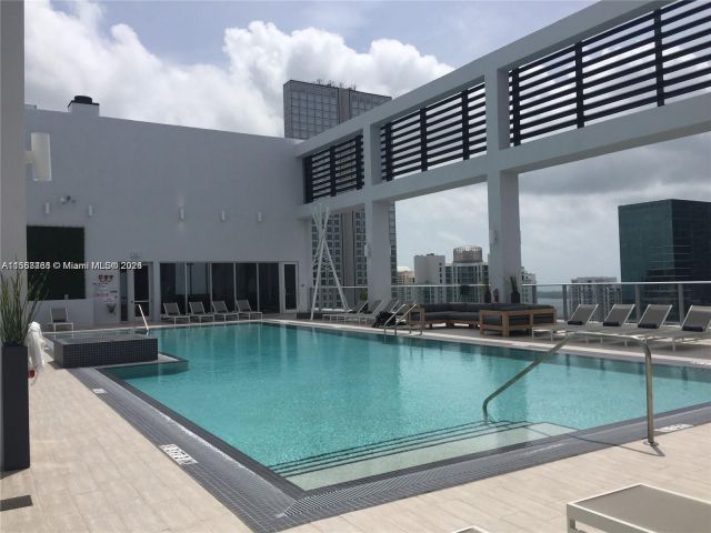 1-bedroom condo for sale in Miami - 151 SE 1st St 1505 - MondialRealty