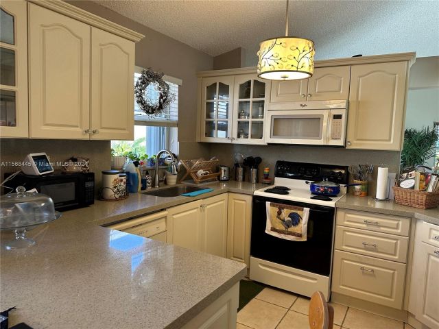 Home for sale at 4771 SW 154th Pl - photo 5269054