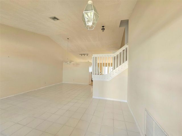 Home for sale at 324 SW 183rd Way - photo 5266604