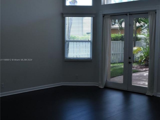 Home for rent at 13762 NW 18th Ct - photo 5267903