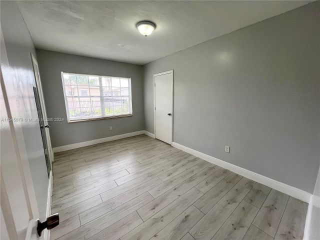 Home for rent at 1620 NW 42nd St - photo 5267940