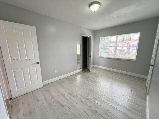 Home for rent at 1620 NW 42nd St - photo 5267941