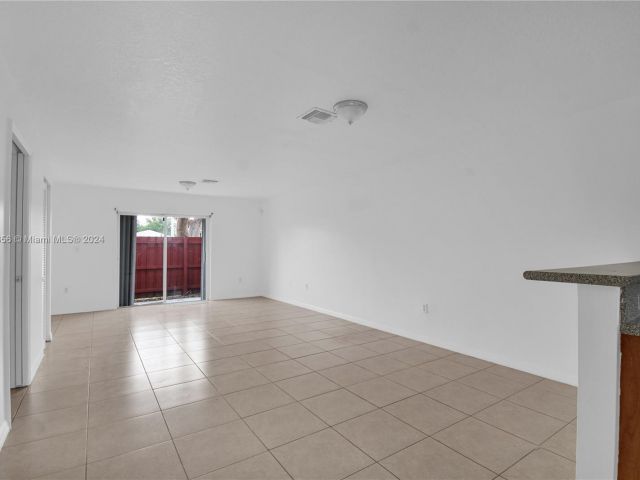Home for rent at 13958 SW 260th St 101 - photo 5268265