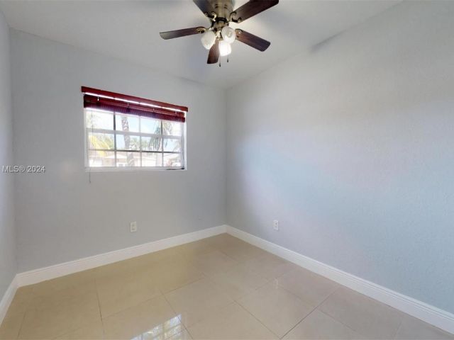Home for rent at 15340 SW 306th St A - photo 5270970