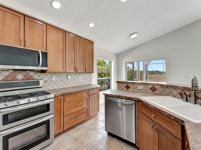 Home for sale at 14350 NW 11th St - photo 5273668