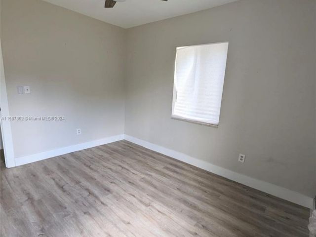 Home for rent at 1300 NE 180th St - photo 5270870
