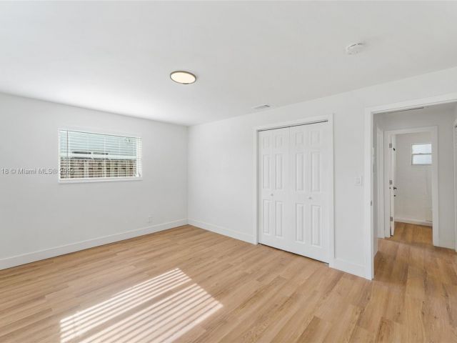 Home for sale at 1030 SW 32nd St - photo 5271370