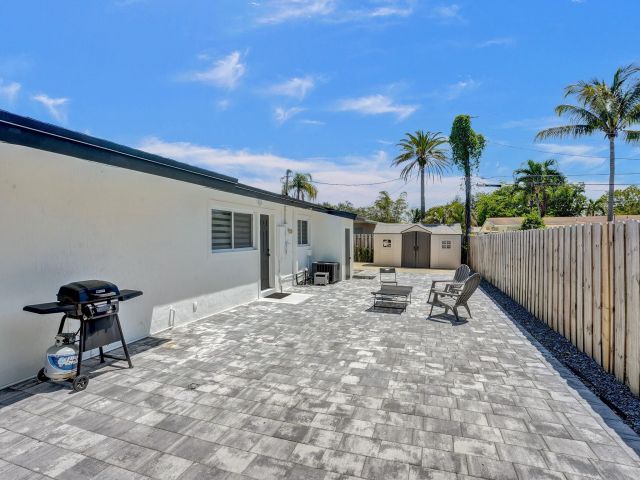 Home for sale at 3448 SW 22nd St - photo 5271402