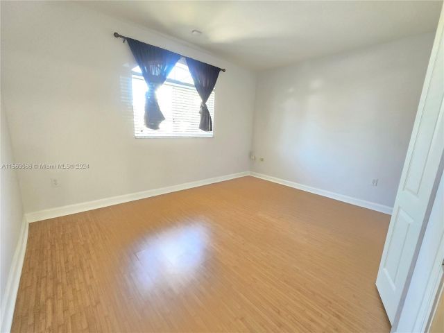 Home for rent at 18207 SW 151st Ave - photo 5272092