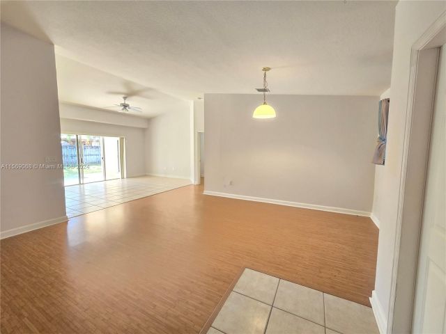 Home for rent at 18207 SW 151st Ave - photo 5272098