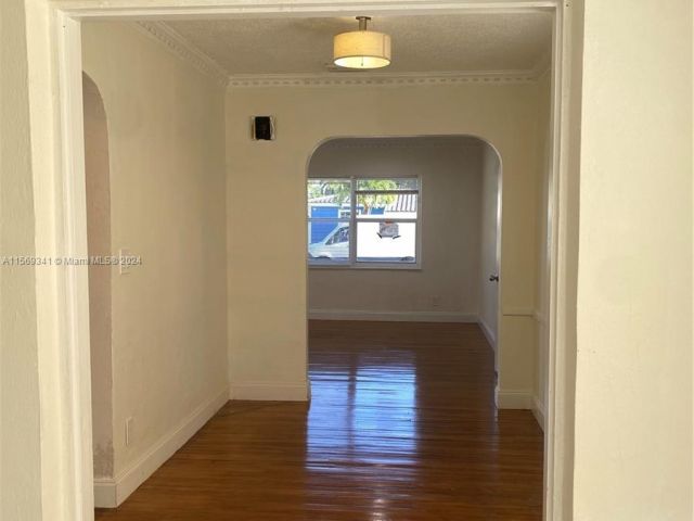 Home for rent at 1511 Plunkett St - photo 5273540
