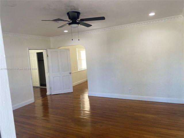 Home for rent at 1511 Plunkett St - photo 5273545