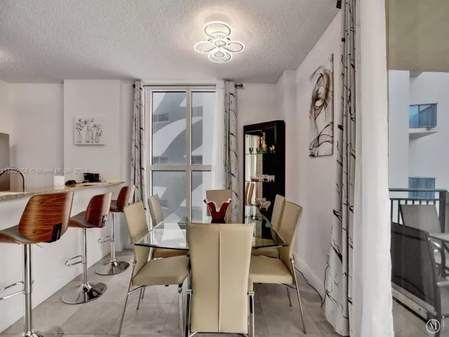 Apartment for rent  Unit #1101 - photo 5276304