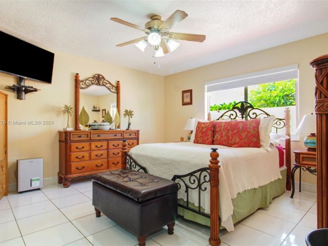 Home for sale at 14690 SW 170th Ter - photo 5274678