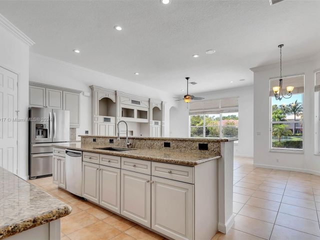Home for sale at 4875 Citrus Way - photo 5274933