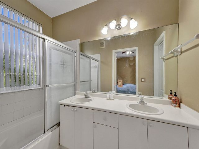 Home for rent at 14970 SW 9th Ter 0 - photo 5275855