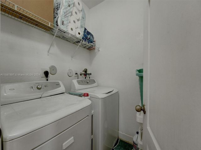 Home for rent at 14970 SW 9th Ter 0 - photo 5275863
